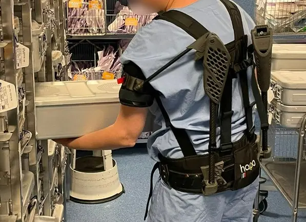 כשחדשנות מאפשרת המשך תעסוקה: הדוגמה של אקסוסקלטון במרכז הרפואי Dracénie